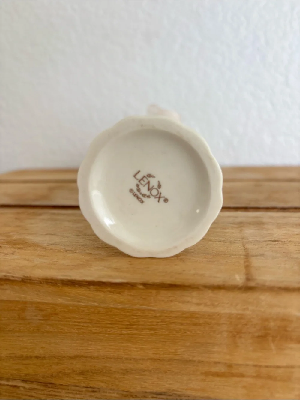 Lenox Tied With Love Bud Vase Porcelain Heart Charm Mothers Day Vintage Gold Rim